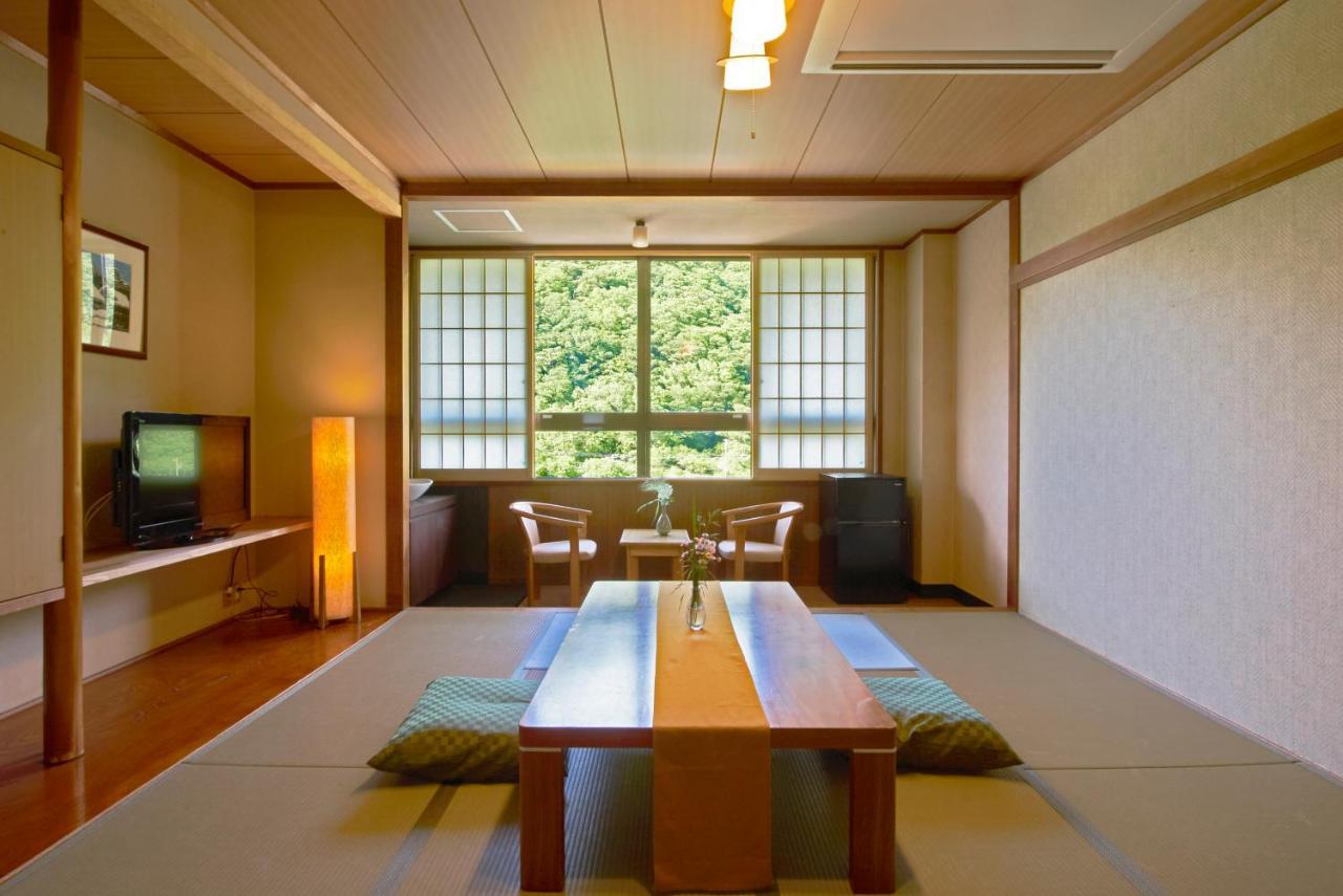 Yutoriro Bandai Atami Hotell Kōriyama Exteriör bild